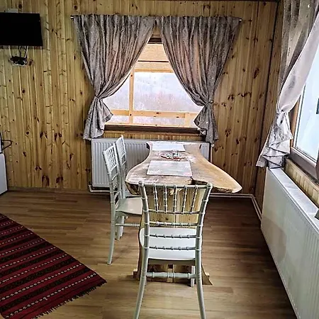Doi Mesteceni * Брашов